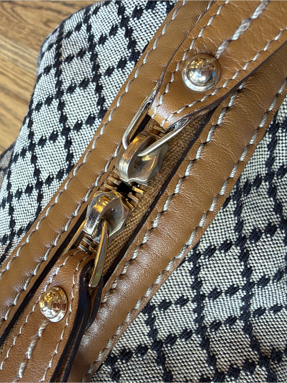 Gucci Diamante Canvas Sukey Satchel - Picture 5 of 14